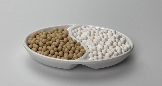 Differences Between Activated Alumina and Molecular Sieve & Their Combined Use in Drying Solutions